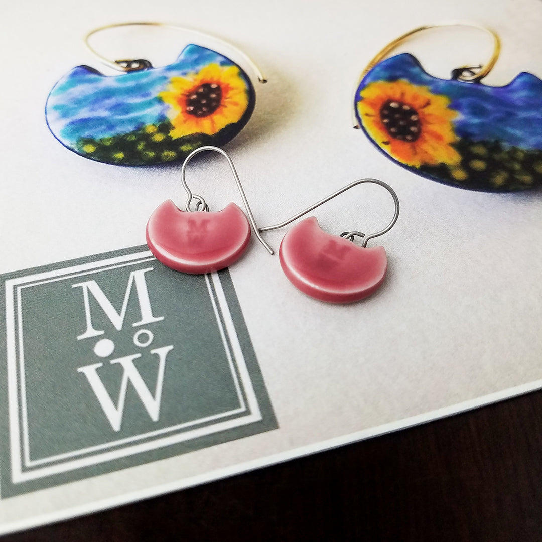 Kitten Dangle Earrings Single Color